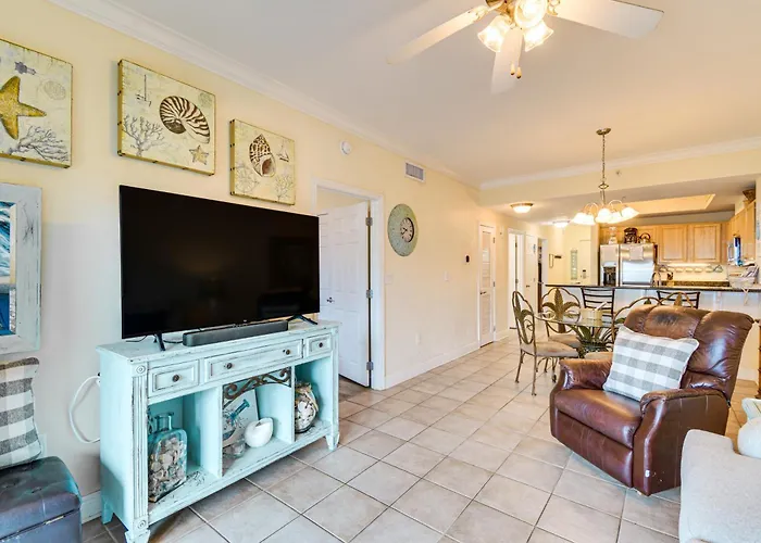 Holiday home Pool/beach-view Condo: Family Friendly Gulf Shores
