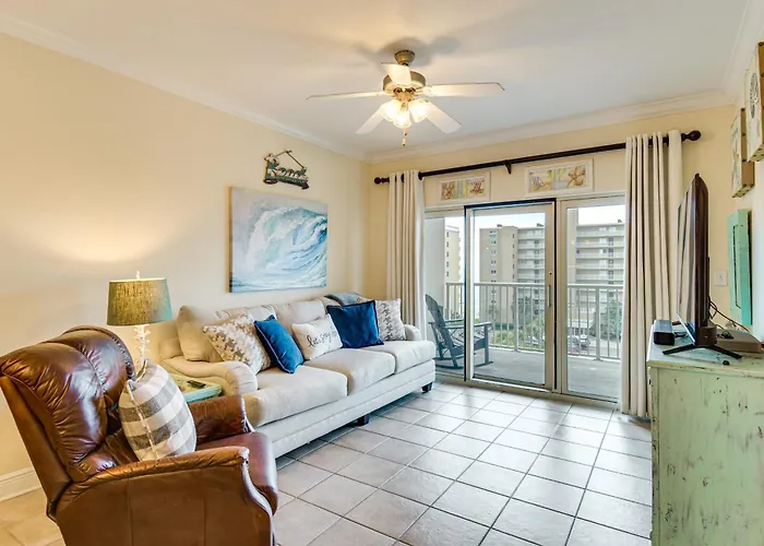 Holiday home Pool/beach-view Condo: Family Friendly
