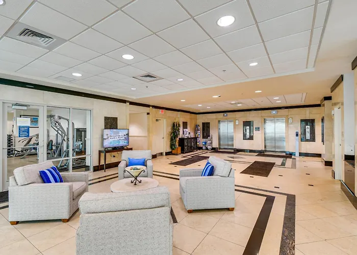 Holiday home Pool/beach-view Condo: Family Friendly